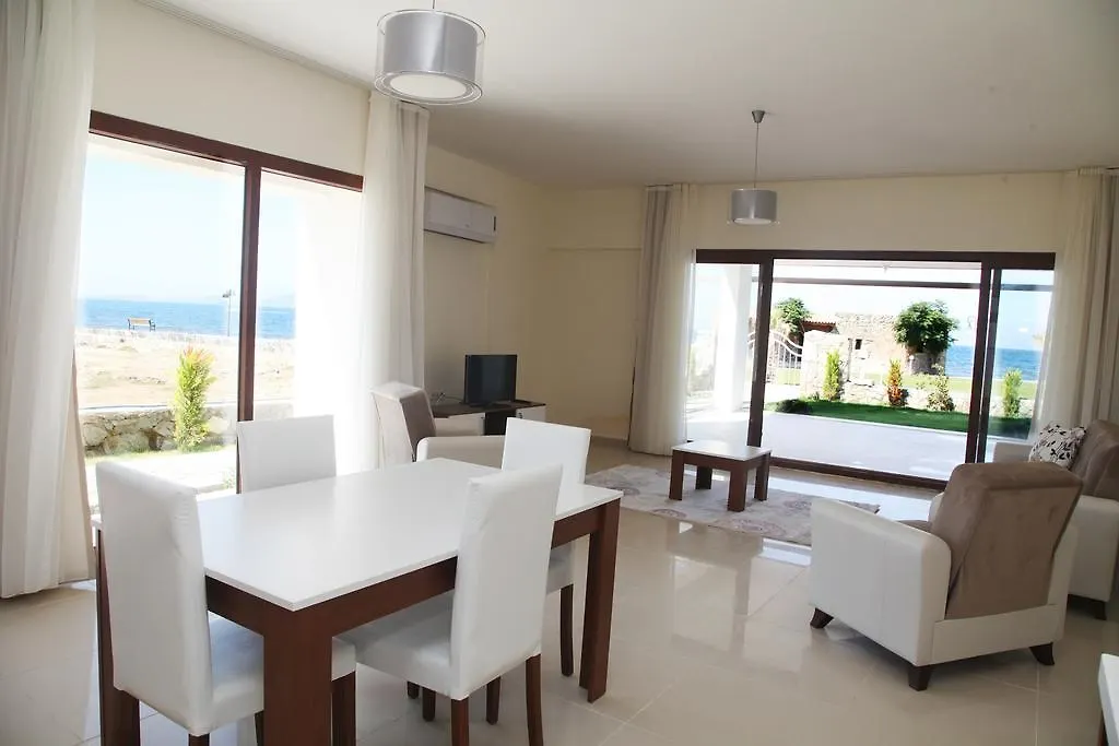 Aegean Pearl Suites Turgutreis 0*,