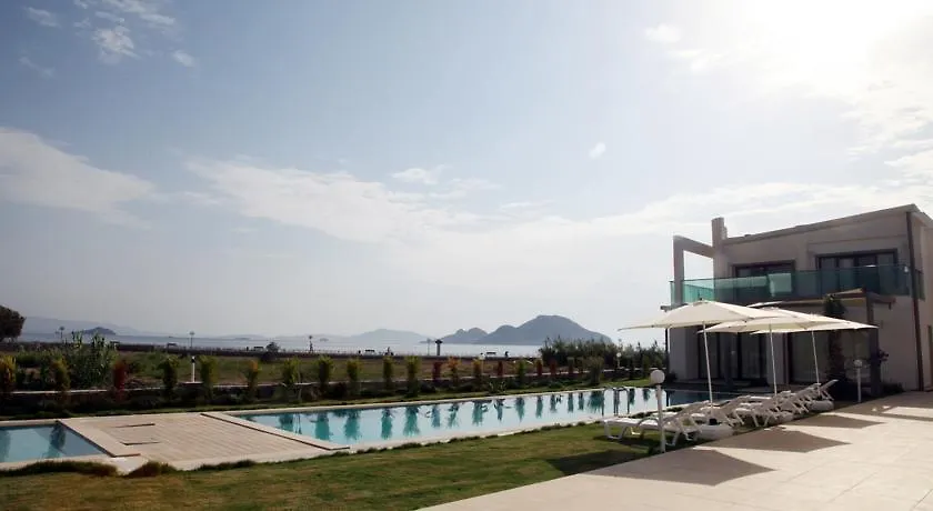 Aegean Pearl Suites Turgutreis